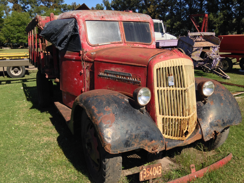 Illustration for article titled I was in Argentina last week and stumbled upon a pile of old trucks and tractors